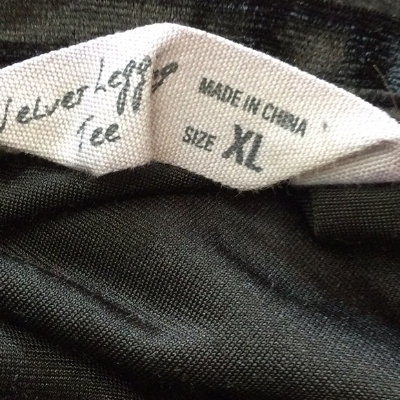 Spring & Mercer V Neck Velvet Top - Picture 4 of 5